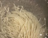 豚骨ラーメンのトッピング、牛肉入り作り方3写真