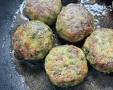 ハーブたっぷりチキンボール(レモン風味)作り方6写真