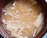 とっても簡単★えのきのお味噌汁作り方4写真