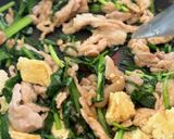 豚こま豆腐のニラ玉炒め作り方5写真