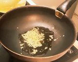 ・・パクチーとハムのペペロンチーノ・・作り方4写真