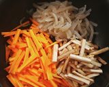 ピリ辛　人参・ごぼう・蒟蒻のきんぴら作り方2写真