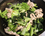 美味♪簡単♪豚肉と小松菜の味噌炒め作り方5写真