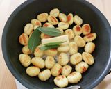 焦がしバターとセージのニョッキ作り方4写真