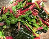 ビーツの葉と焼き海苔の醤油和え作り方7写真