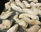 鶏肉のササッとサッパリ●梅肉＆レモン炒め作り方2写真