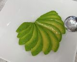 アボカドを広げて♪生ハムきゅうりサラダ作り方6写真