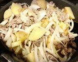 新じゃがが主役のバター醤油風味の肉じゃが作り方4写真