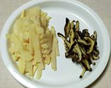 干し椎茸入り青椒肉絲風炒め作り方2写真