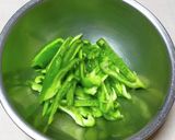 干し椎茸入り青椒肉絲風炒め作り方3写真