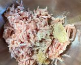 れんこんと鶏ひき肉で⭐︎ふんわりつみれ作り方3写真