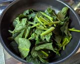 香り豊かなほうれん草の酒粕味噌炒め作り方4写真