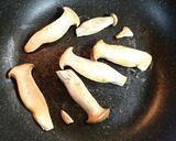 皮付きウド・エリンギ・春野菜の温かい蕎麦作り方3写真