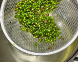 しその実としらすのごま油炒め作り方2写真