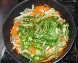 じゃが芋ひき肉炒めカレー味♪簡単作り方6写真