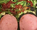 ハムとケチャップキャベツのサンドイッチ作り方1写真