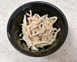 ごぼうサラダアレンジ♪餃子の皮ピザ作り方1写真