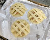 ごぼうサラダアレンジ♪餃子の皮ピザ作り方5写真