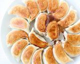 余った餃子のタネで【餃子タネのマヨ焼き】作り方3写真