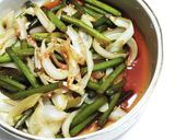 にんにくの芽と新玉ねぎのピリ辛炒め作り方8写真