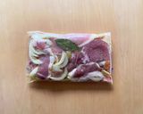 りんごの力で柔らか豚ロースのトマト煮込み作り方5写真