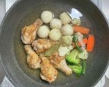鶏手羽元と洋風野菜と里芋のトマト煮作り方4写真