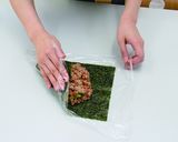 【酵素玄米アレンジ】栄養満点!おにぎらず作り方4写真