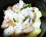 手羽元と鶏むねと玉ねぎとネギの炊飯器料理作り方5写真