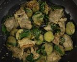 簡単ヘルシー＊なすと鶏肉のバジル炒め作り方5写真