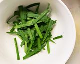 お一人様☆野菜たっぷりメンチニラ玉とじ丼作り方3写真