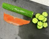 スモークサーモンときゅうりのロールサラダ作り方1写真