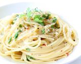 簡単【コラトゥーラとにんにくのパスタ】作り方4写真