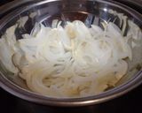骨付き鶏モモ肉の煮込みスパイス入り作り方1写真