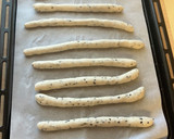簡単⭐︎もちもち黒ゴマスティック作り方5写真
