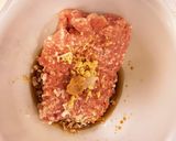 ☆鶏ももひき肉のレンコンのはさみ揚げ☆作り方2写真