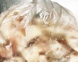鶏ささみと蓮根のニラ甘酢和え。作り方2写真