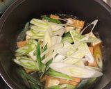 朝食の一品に！ネギと厚揚げの卵とじ煮作り方2写真