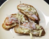 5分で完成!味噌チーズカニカマバケット作り方3写真