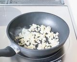 【合小間ハンバーグ（ケチャ醤油ソース）】作り方1写真