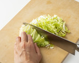 キャベツとえのきの塩昆布和え作り方3写真