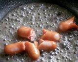 鱗はキッチンバサミで♪ウインナー鯉のぼり作り方4写真