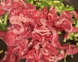 ヤムヤムのタレを使った牛肉炒め作り方1写真