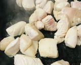 鶏肉とキャベツのしょう油バター炒め作り方1写真