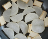 簡単節約☆大根と厚揚げの中華風煮物。作り方3写真