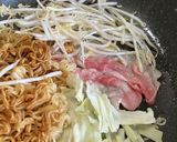 インスタント袋麺とパン粉で広島風お好み焼作り方5写真