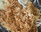 インスタント袋麺とパン粉で広島風お好み焼作り方6写真