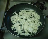 鶏とオクラのトマト煮・ワンパンで簡単作り方1写真