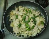 鶏とオクラのトマト煮・ワンパンで簡単作り方2写真