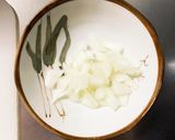 お一人様野菜たっぷりウインナーガパオ風丼作り方1写真