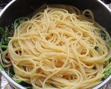 桜えびとほうれん草とベーコンの油系パスタ作り方10写真